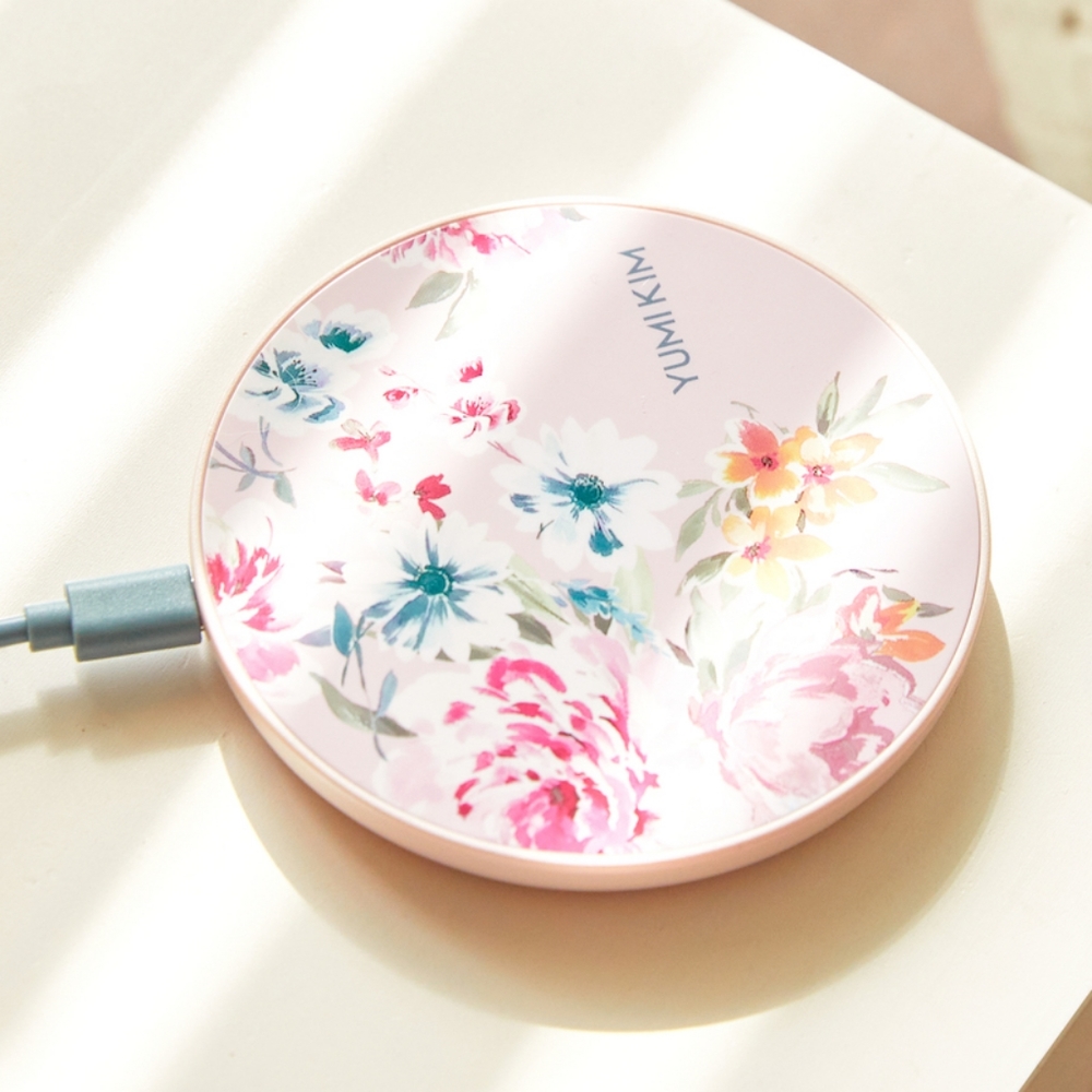 -SOLD- Yumi Kim Wireless Charging Pad